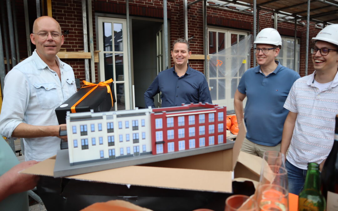 Feestelijke bijeenkomst Poort van Offem