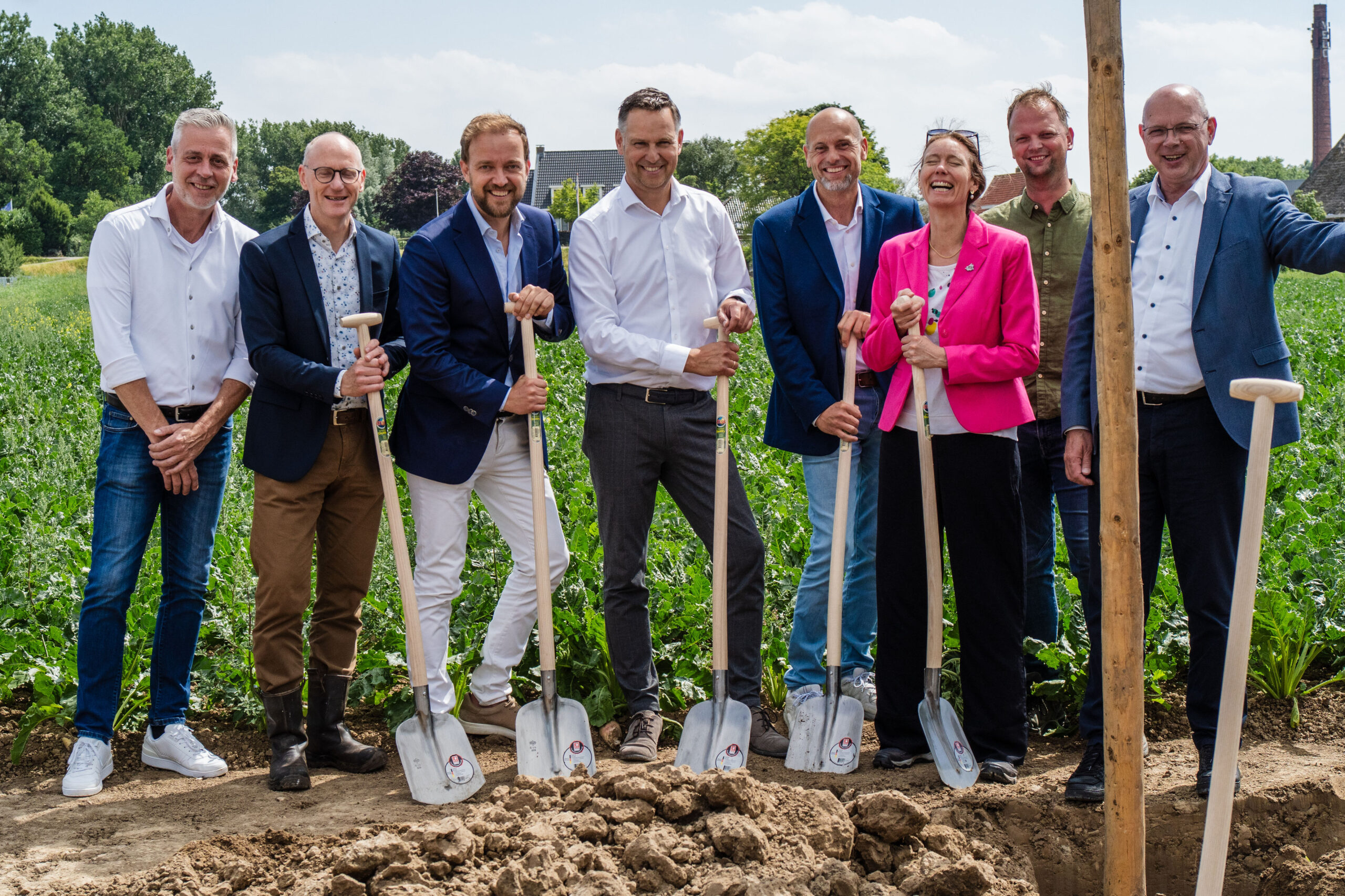 Bouw van de 290 woningen en appartementen in nieuwbouwproject Zuydpolder in Barendrecht officieel gestart